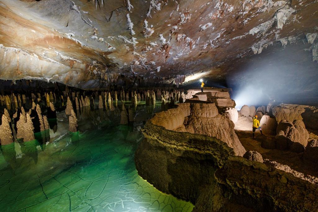 Phong Nha Midtown Hotel Cu Lac Bagian luar foto