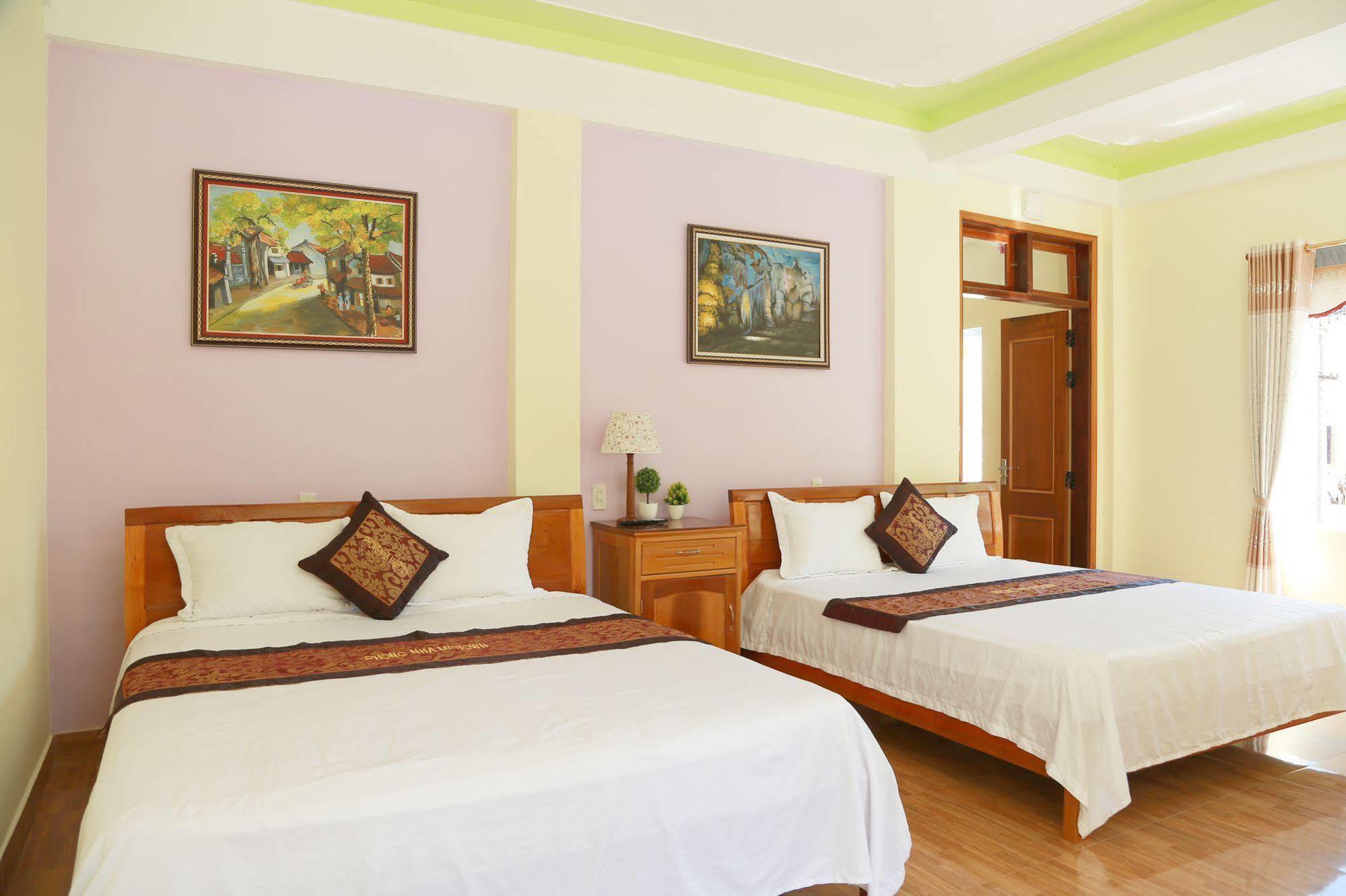 Phong Nha Midtown Hotel Cu Lac Bagian luar foto